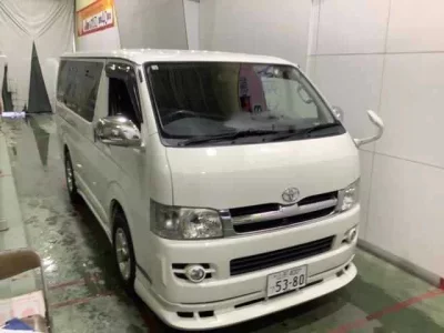 Toyota HIACE VAN