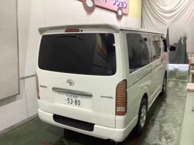 Toyota HIACE VAN