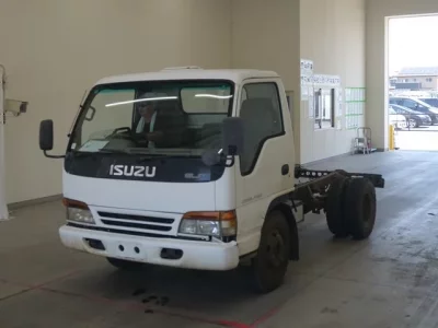 Isuzu ELF