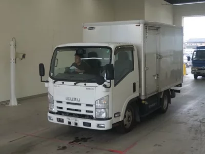 Isuzu ELF