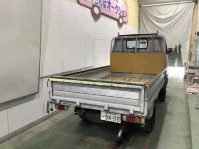 Toyota HIACE TRUCK