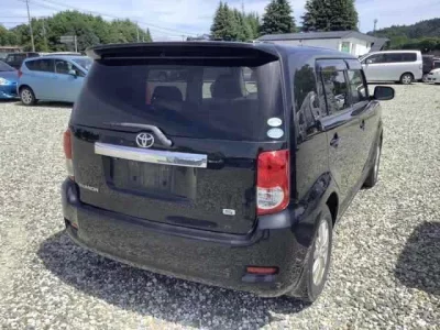 Toyota COROLLA RUMION