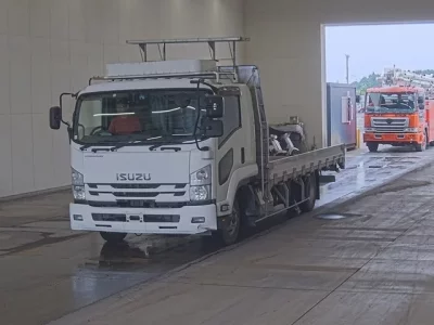 Isuzu FORWARD