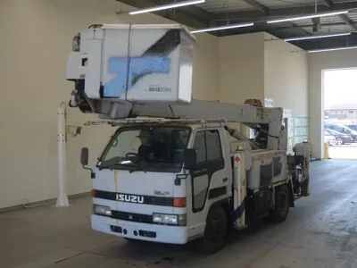 Isuzu ELF