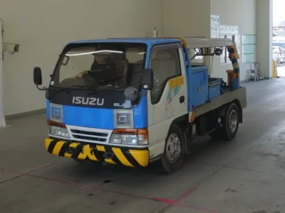 Isuzu ELF