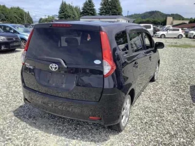 Toyota PASSO SETTE