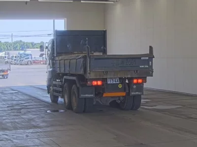 Hino TRUCK