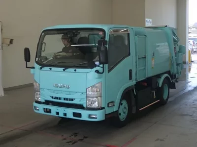 Isuzu ELF