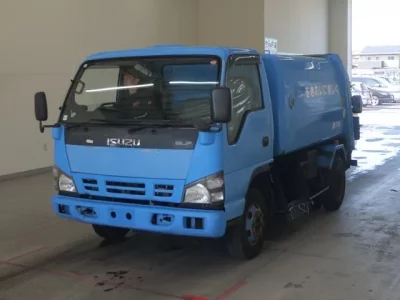 Isuzu ELF