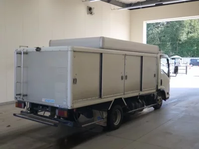 Isuzu ELF