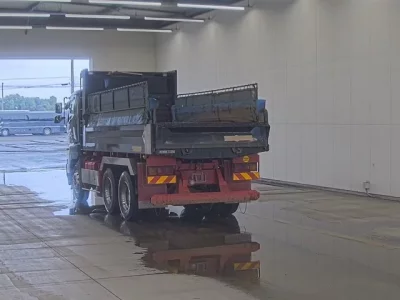 Hino PROFIA