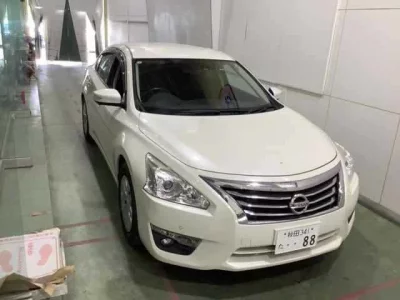 Nissan TEANA