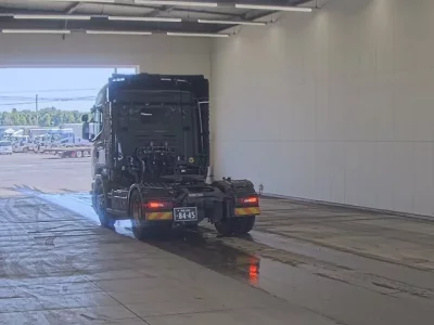 Hino TRUCK