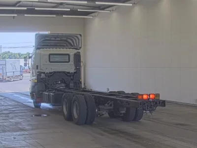 Hino TRUCK