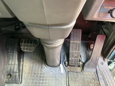 Hino TRUCK