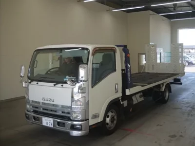 Isuzu ELF