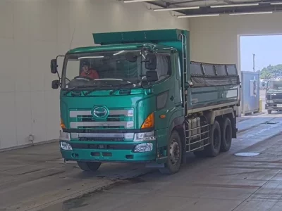 Hino PROFIA