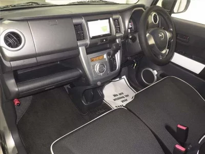 Mazda FLAIR