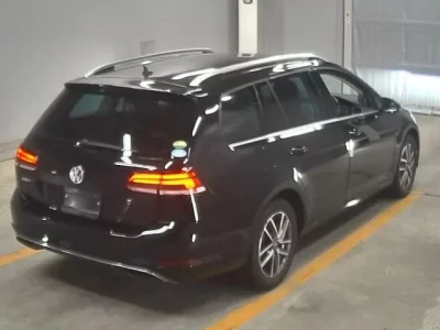 Volkswagen GOLF VARIANT