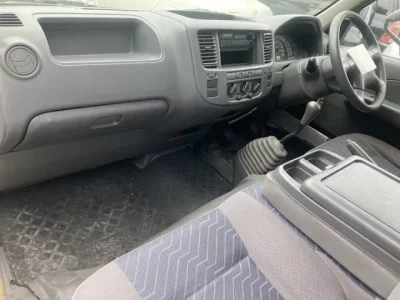 Nissan CARAVAN VAN