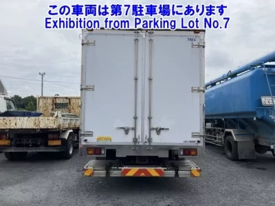 Mitsubishi FUSO FIGHTER