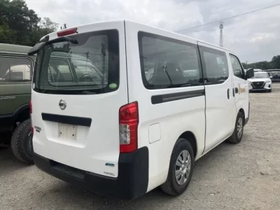 Nissan CARAVAN VAN