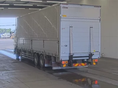 Hino PROFIA