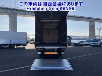 Mitsubishi FUSO FIGHTER
