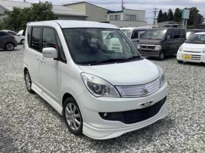 Mitsubishi DELICA D2
