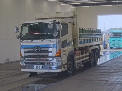 Hino PROFIA