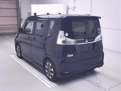 Mitsubishi DELICA D2