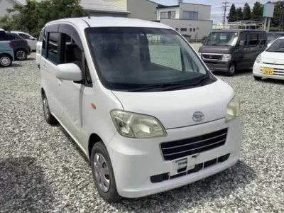 Daihatsu TANTO EXE