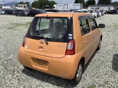 Daihatsu Esse