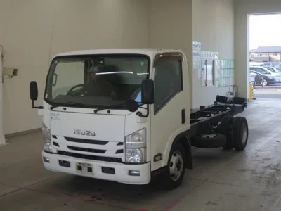 Isuzu ELF