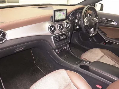 Mercedes-Benz GLA CLASS