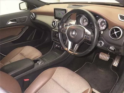 Mercedes-Benz GLA CLASS