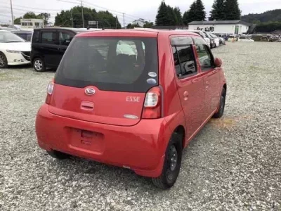 Daihatsu Esse