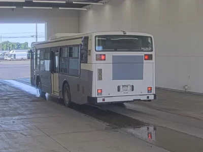 Hino BLUERIBBON