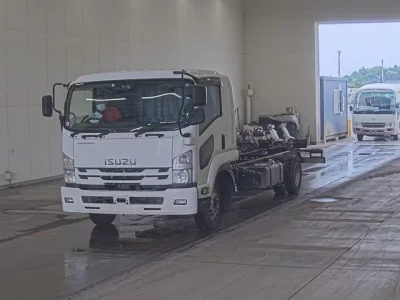 Isuzu FORWARD