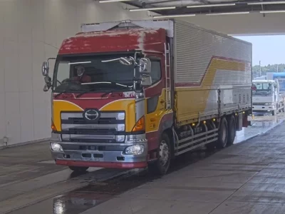 Hino PROFIA