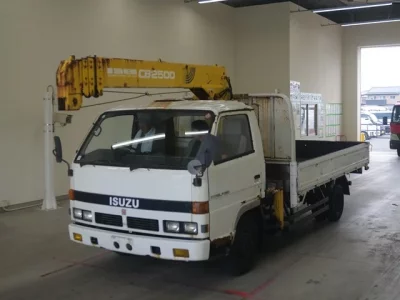 Isuzu ELF