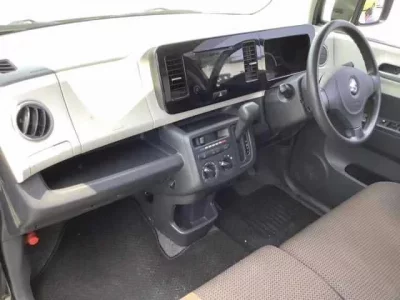 Suzuki MRWAGON