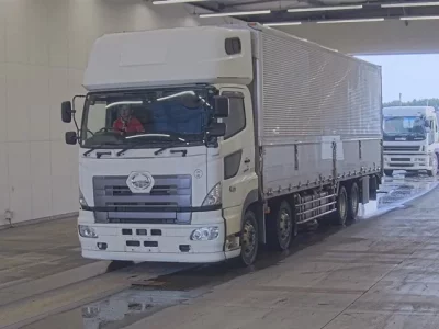 Hino PROFIA