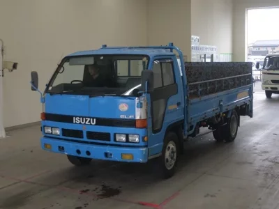 Isuzu ELF