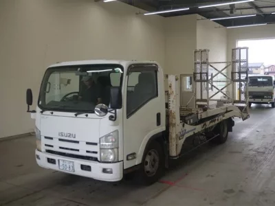 Isuzu ELF
