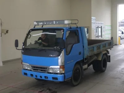 Isuzu ELF