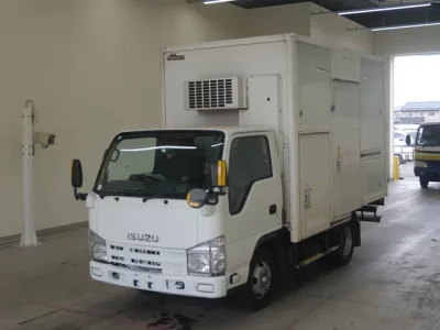 Isuzu ELF