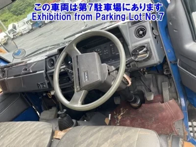 Toyota HIACE TRUCK