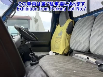 Toyota HIACE TRUCK