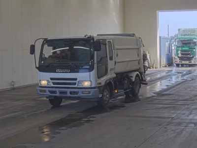 Isuzu FORWARD